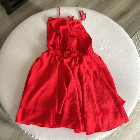 Red Ruffle Dress Size Small - Picture 4 of 6
